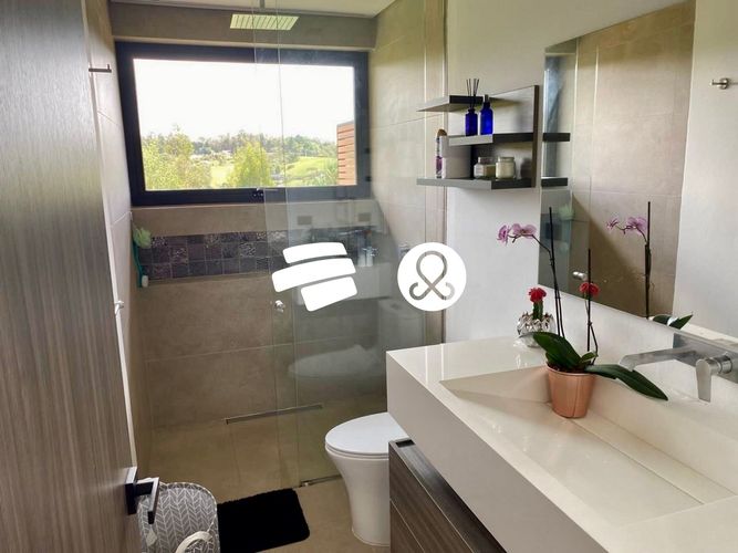 Casa de 4 alcobas en venta en Zuñiga, Envigado · foto 11 de 24