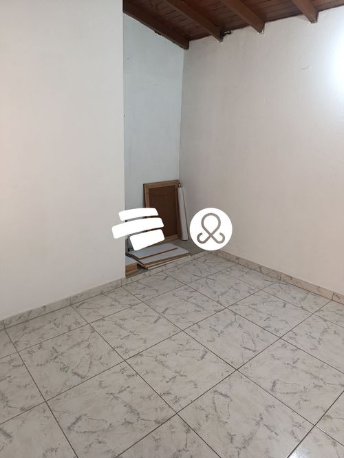 Casa de 3 alcobas en venta en Centro, Bello, 40 m² · foto 6 de 24