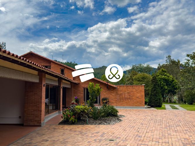 Casa de 3 alcobas en venta en El Retiro, 664 m² · foto 2 de 24