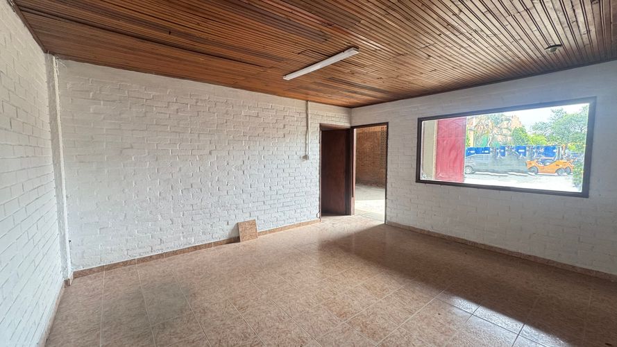 Bodega en venta en Juanchito, Candelaria, 300 m² · foto 10 de 17
