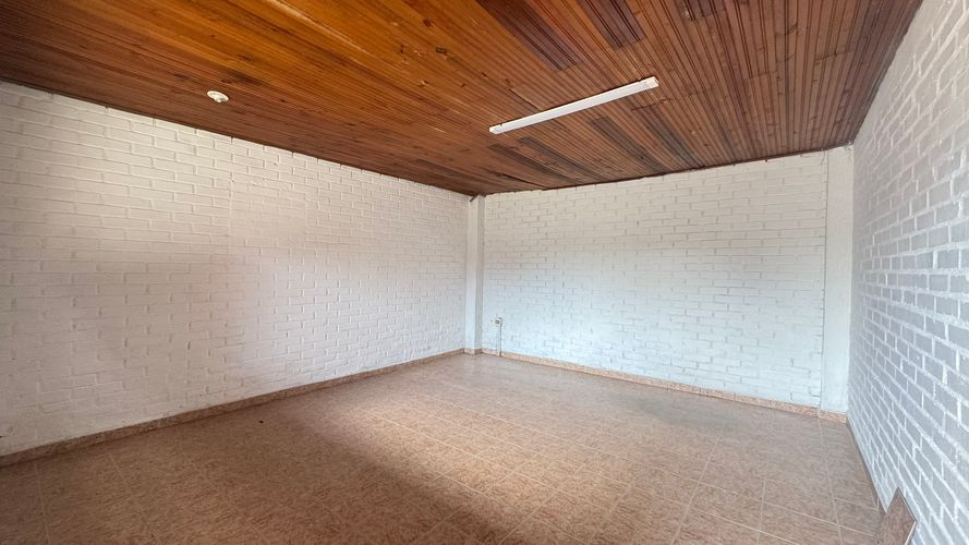 Bodega en venta en Juanchito, Candelaria, 300 m² · foto 11 de 17