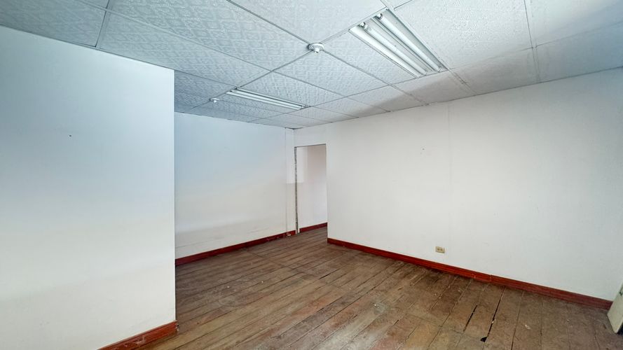 Bodega en venta en Juanchito, Candelaria, 300 m² · foto 15 de 17