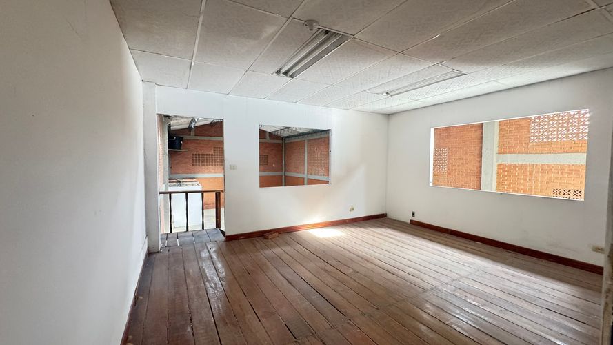Bodega en venta en Juanchito, Candelaria, 300 m² · foto 17 de 17