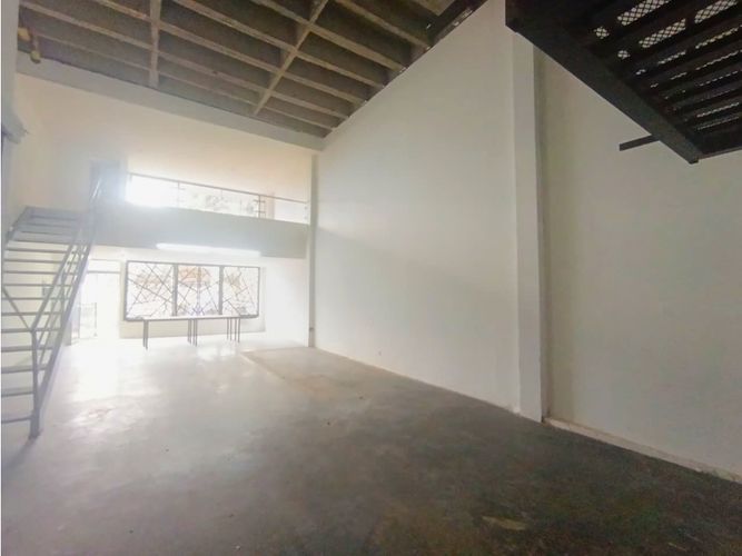 Bodega en arriendo en Caqueta, La Estrella, 125 m² · foto 2 de 11