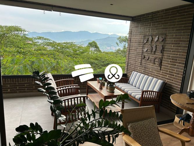 Apartamento de 1 alcoba en venta en El Poblado, Medellín, 88 m² · foto 2 de 21
