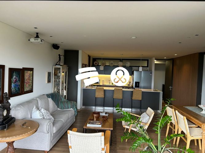 Apartamento de 1 alcoba en venta en El Poblado, Medellín, 88 m² · foto 3 de 21