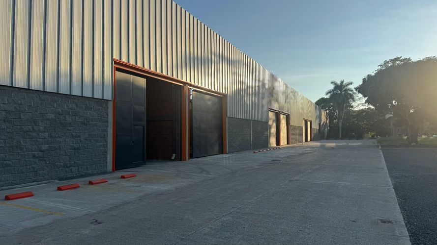 Bodega en arriendo en Alfonso Lopez, Palmira, 2000 m² · foto 16 de 18