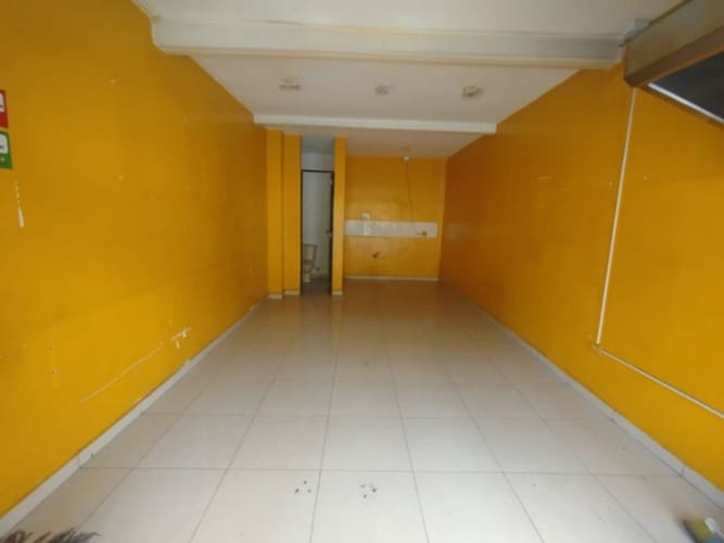 Bodega en arriendo en Boston, Medellín, 357 m² · foto 6 de 8