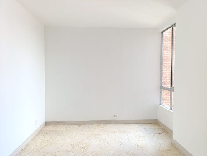 Apartamento de 2 alcobas en arriendo en El Poblado, Medellín, 92 m² · foto 13 de 18