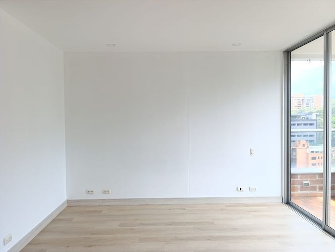 Apartamento de 2 alcobas en arriendo en El Poblado, Medellín, 92 m² · foto 11 de 18