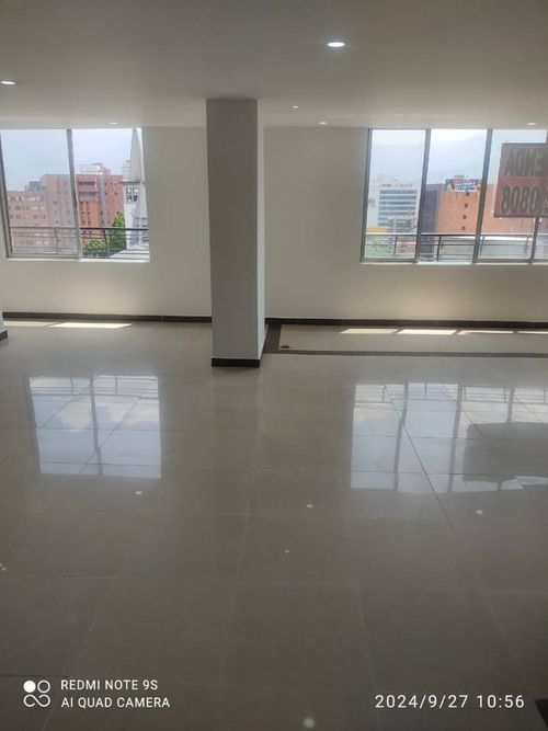 Apartamento de 3 alcobas en arriendo en La Castellana, Medellín, 140 m² · foto 5 de 12