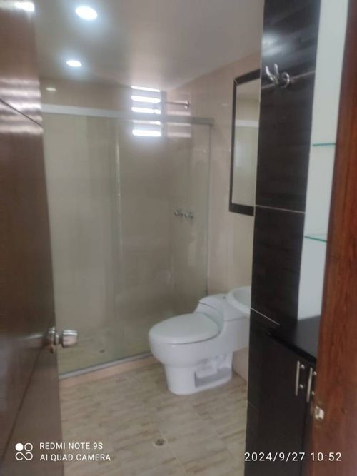 Apartamento de 3 alcobas en arriendo en La Castellana, Medellín, 140 m² · foto 8 de 12