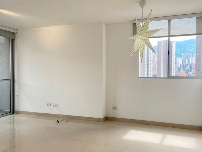 Apartamento de 3 alcobas en venta en Aldea Verde, Sabaneta, 75 m² · foto 10 de 20