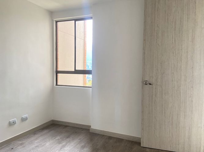 Apartamento de 3 alcobas en venta en Entreamigos, Sabaneta, 68 m² · foto 9 de 19
