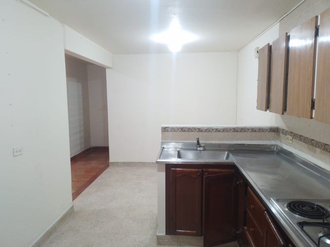 Oficina en arriendo en Belén Fatima, Medellín, 90 m² · foto 2 de 11