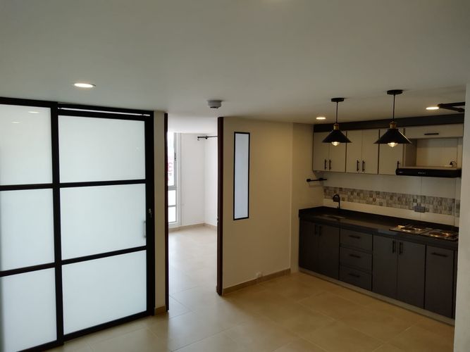 Apartamento de 2 alcobas en venta en Las Nieves, Bogotá, 35 m² · foto 3 de 22