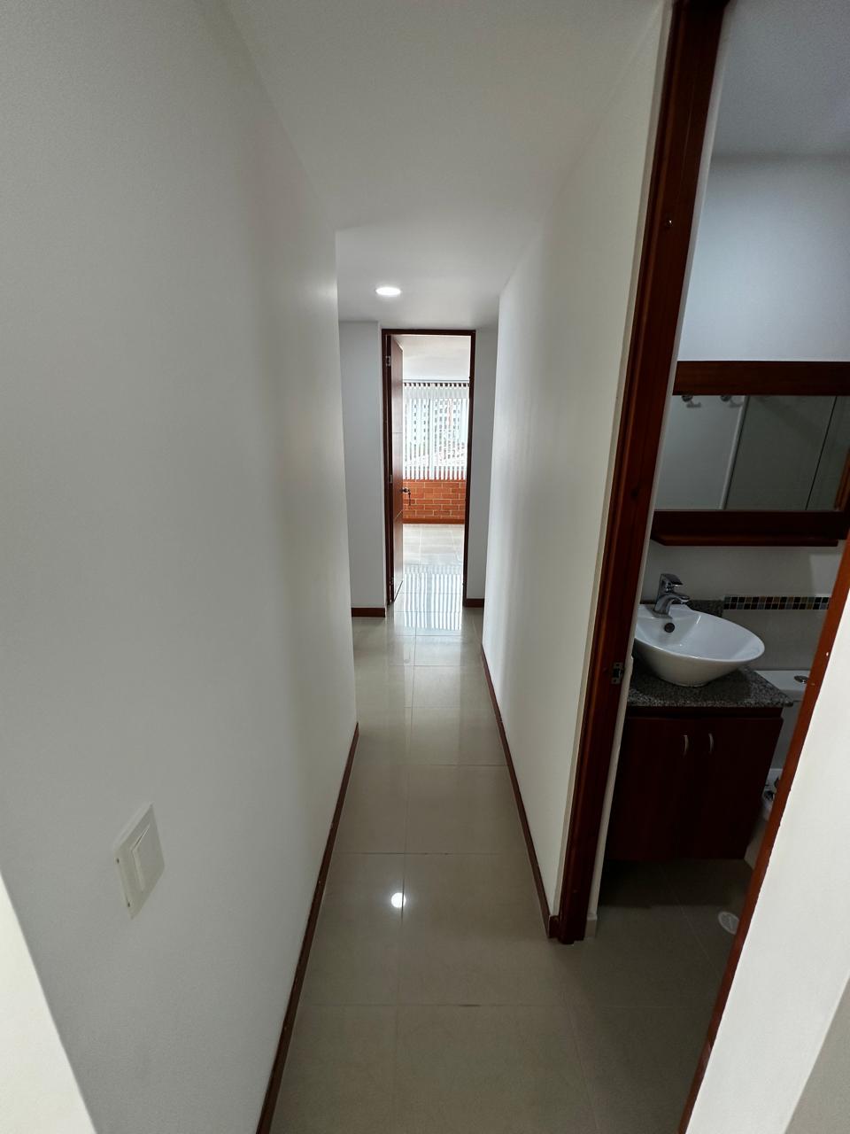 Apartamento en venta en Suramerica, Itagüí · foto 6 de 24