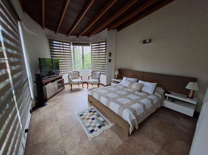 Casa de 5 alcobas en venta en Aves Maria, Sabaneta, 480 m² · foto 14 de 24
