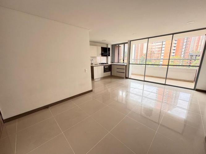 Apartamento de 3 alcobas en arriendo en Aves Maria, Sabaneta, 85 m² · foto 4 de 11