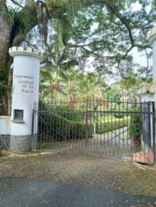 Casa en venta en Pueblito Cafetero, Pereira · foto 4 de 15