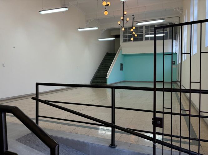 Local en arriendo en Boston, Medellín, 180 m² · foto 3 de 13
