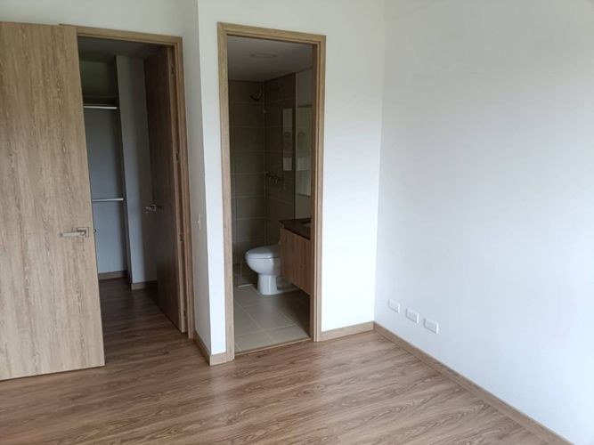 Apartamento de 2 alcobas en arriendo en Barro Blanco, Rionegro, 76 m² · foto 5 de 11