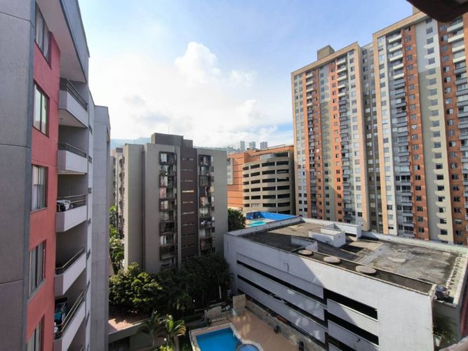 Apartamento de 3 alcobas en arriendo en Restrepo Naranjo, Sabaneta, 78 m² · foto 13 de 20