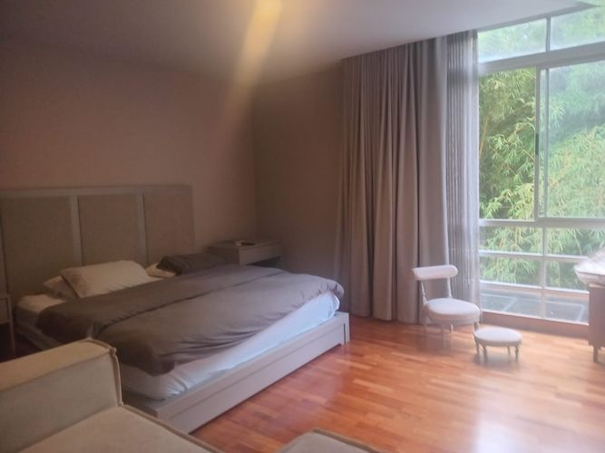 Apartamento de 3 alcobas en arriendo en El Poblado, Medellín, 283 m² · foto 11 de 18