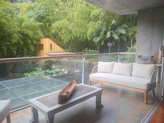 Apartamento de 3 alcobas en arriendo en El Poblado, Medellín, 283 m² · foto 17 de 18