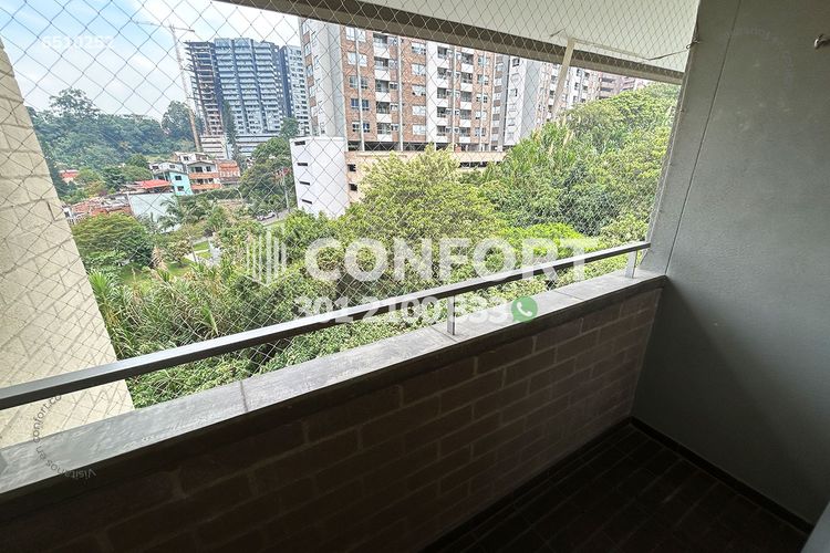 Apartamento de 3 alcobas en arriendo en Camino Verde, Envigado, 75 m² · foto 10 de 24