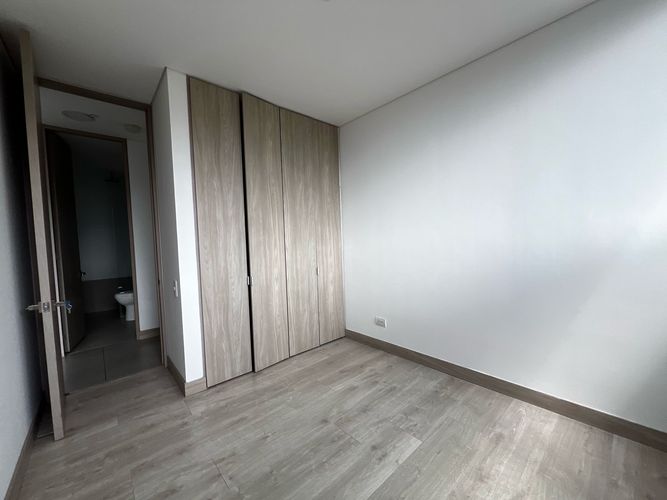 Apartamento de 2 alcobas en arriendo en Cumbres, Envigado, 84 m² · foto 9 de 12