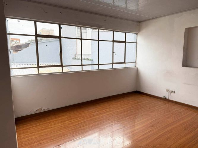 Casa de 3 alcobas en venta en Modelo Norte, Bogotá, 223 m² · foto 8 de 20