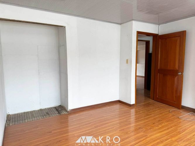 Casa de 3 alcobas en venta en Modelo Norte, Bogotá, 223 m² · foto 9 de 20
