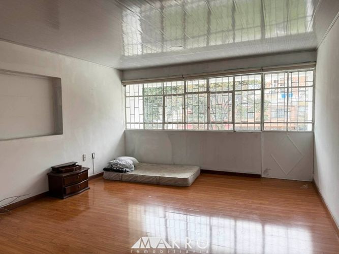 Casa de 3 alcobas en venta en Modelo Norte, Bogotá, 223 m² · foto 14 de 20