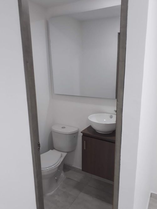 Local en venta en El Porvenir, Rionegro, 32 m² · foto 6 de 7