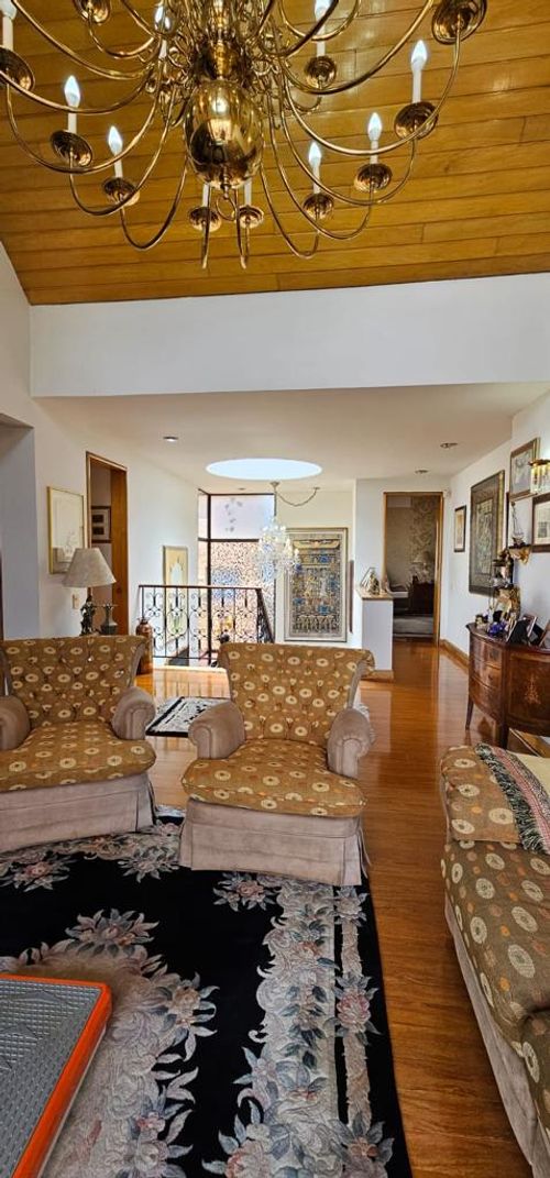 Casa de 4 alcobas en venta en Bosque Medina, Bogotá, 378 m² · foto 7 de 24