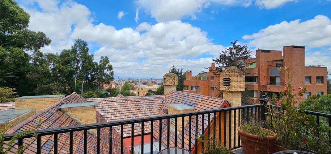 Casa de 4 alcobas en venta en Bosque Medina, Bogotá, 378 m² · foto 9 de 24