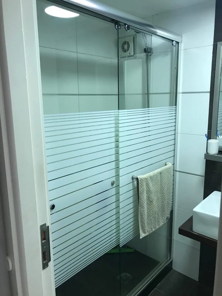 ALQUILER AMUEBLADO EN POCITOS DE 1 DORMITORIO, PISO 1 AL FRENTE CON BALCON, SEGURIDAD Y SALON DE USO COMUN · Foto 12