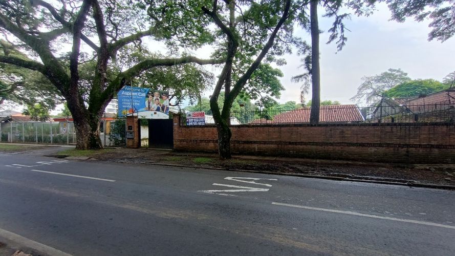 Casa de 7 alcobas en arriendo en Seminario, Cali, 440 m² · foto 2 de 24