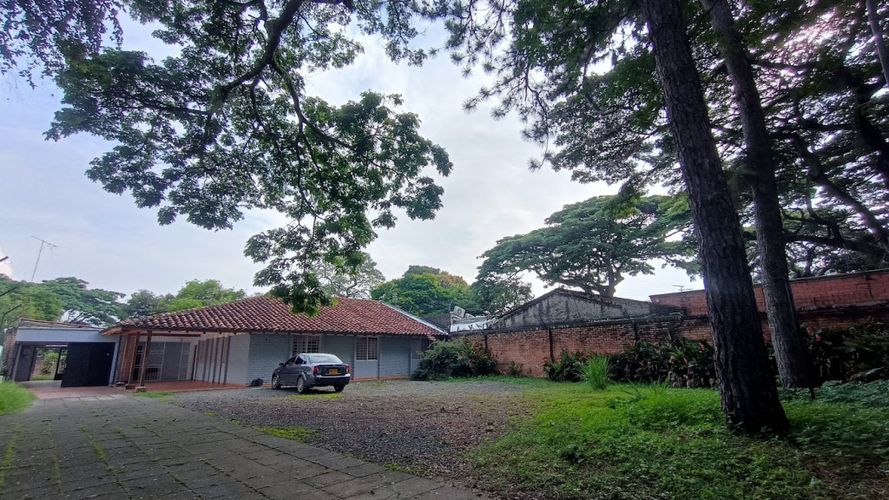 Casa de 7 alcobas en arriendo en Seminario, Cali, 440 m² · foto 4 de 24
