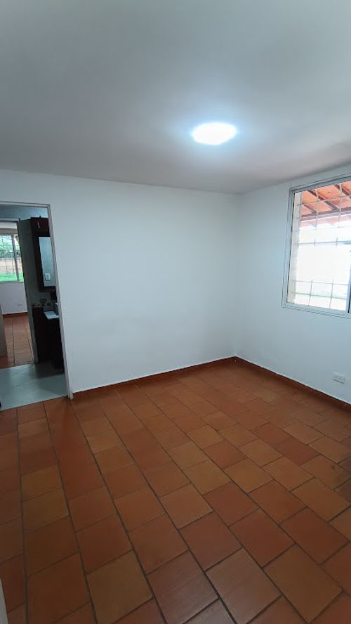 Casa de 7 alcobas en arriendo en Seminario, Cali, 440 m² · foto 12 de 24