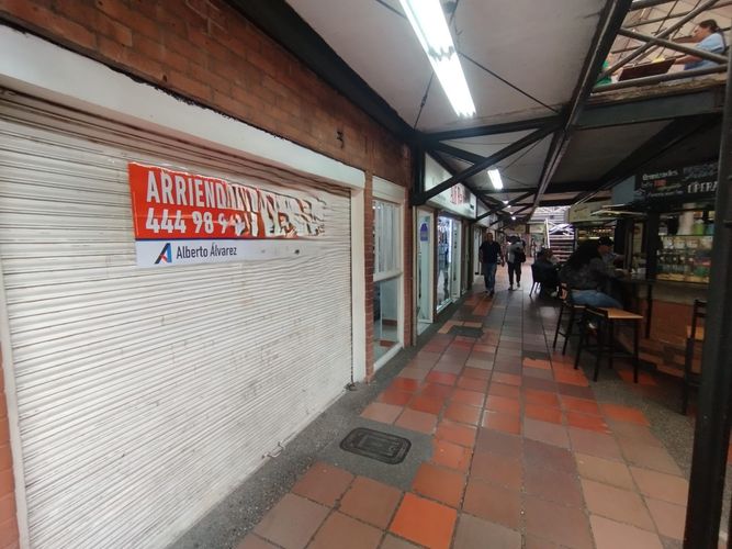 Local en arriendo en La Candelaria, Medellín, 12 m² · foto 9 de 10