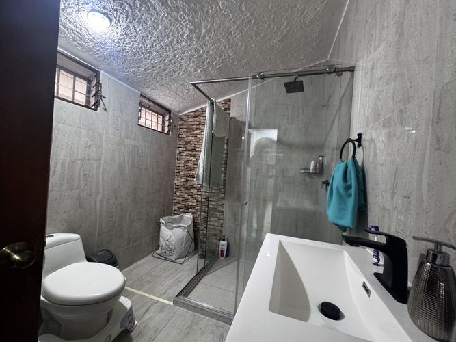 Casa de 4 alcobas en venta en La Flora, Cali, 202 m² · foto 20 de 23