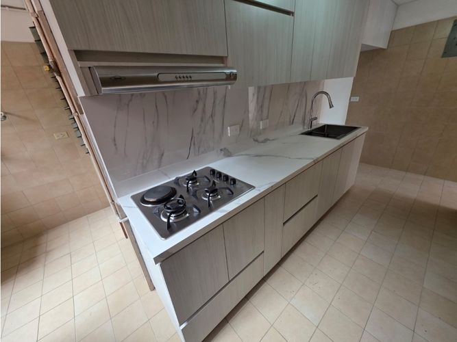 Apartamento de 3 alcobas en arriendo en Oviedo, Medellín, 90 m² · foto 12 de 22