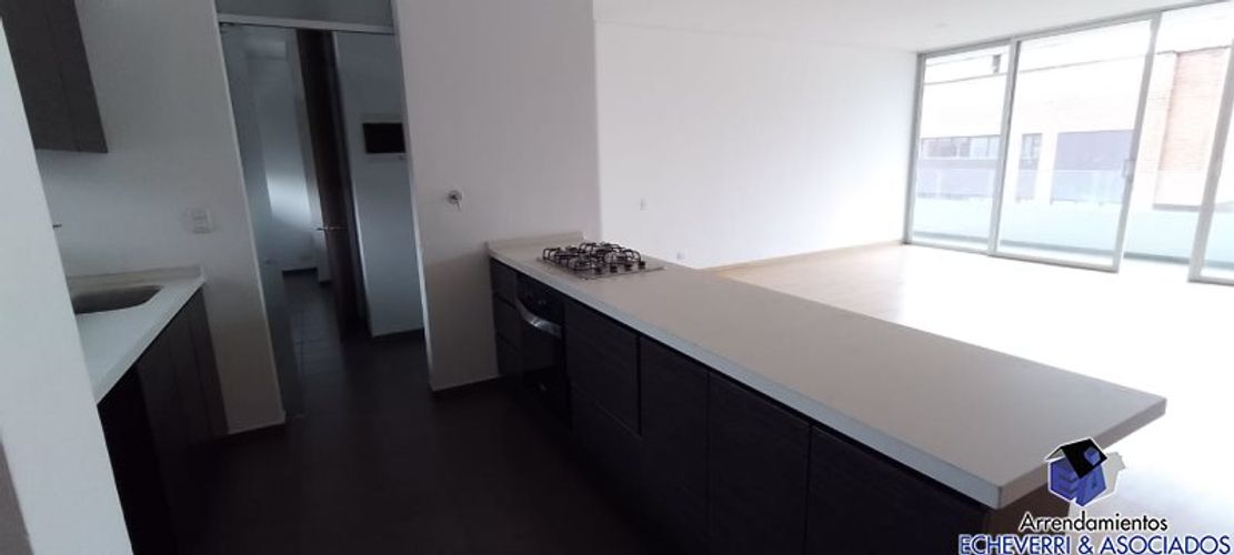 Apartamento de 2 alcobas en venta en Colasania, Medellín, 134 m² · foto 2 de 15