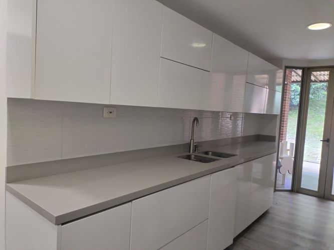 Casa de 4 alcobas en venta en El Poblado, Medellín, 231 m² · foto 6 de 20