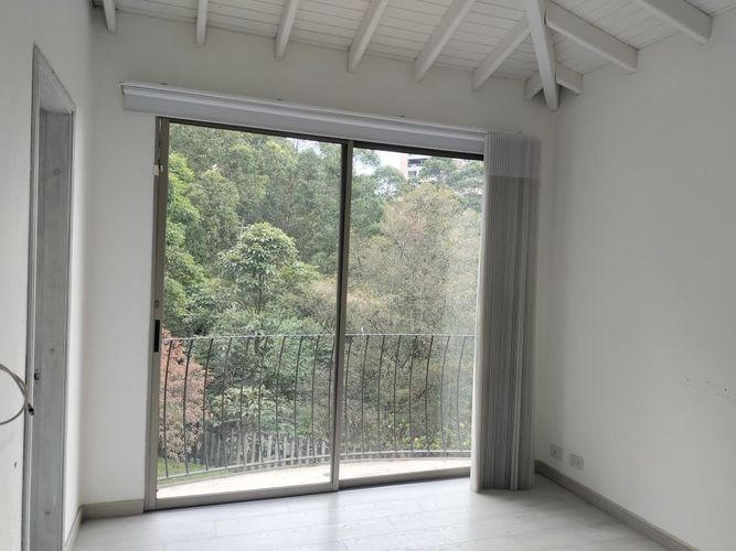 Casa de 4 alcobas en venta en El Poblado, Medellín, 231 m² · foto 16 de 20