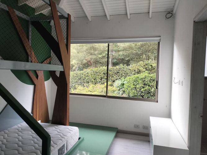 Casa de 4 alcobas en venta en El Poblado, Medellín, 231 m² · foto 17 de 20