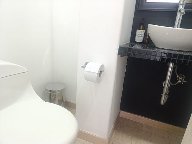 Apartamento de 2 alcobas en venta en El Poblado, Medellín, 129 m² · foto 18 de 20