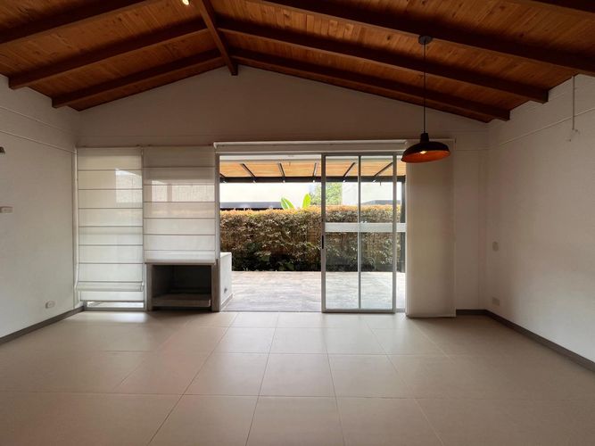 Casa en venta en Santa Elena, El Retiro, 158 m² · foto 3 de 20